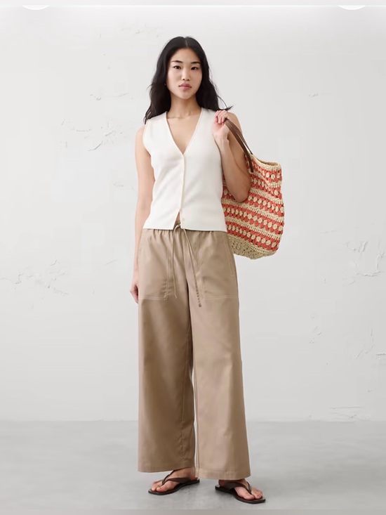 Banana Republic Factory Pants - NWT Banana Republic Wide Leg Utility Pants Tan